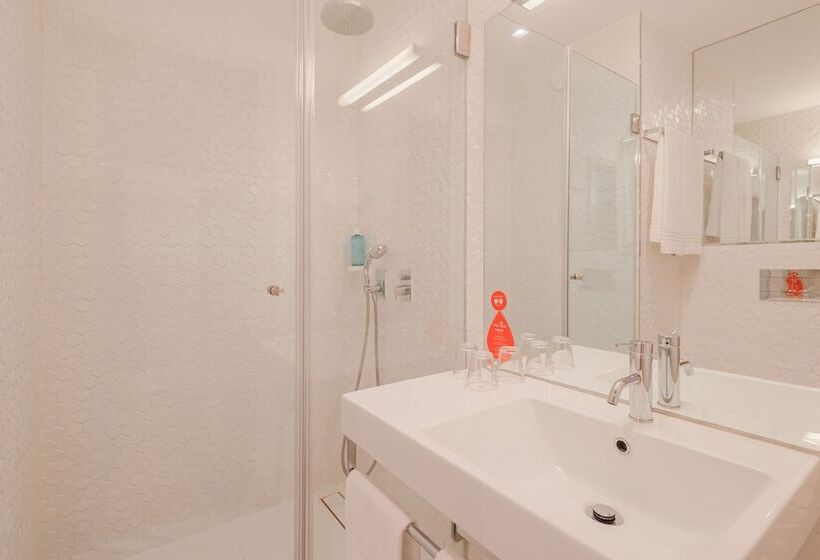 스탠다드 발코니 룸, Moov Hotel Porto Centro