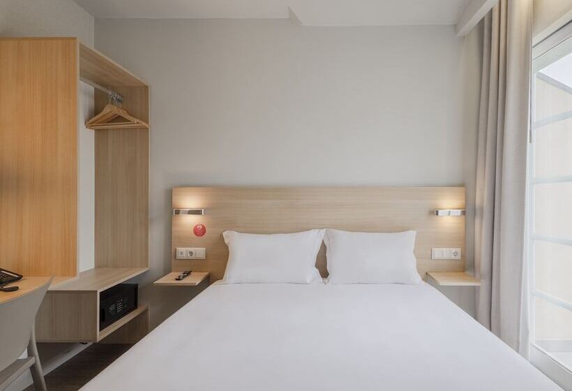 اتاق استاندارد با بالکن, Moov Hotel Porto Centro