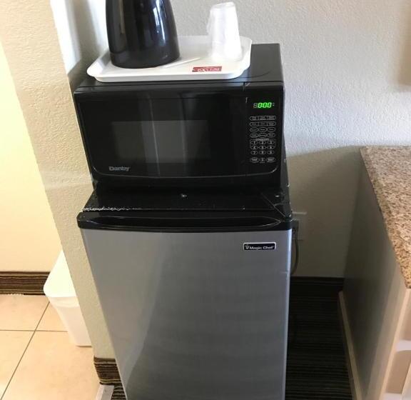 غرفة ديلوكس, Crystal Inn And Suites