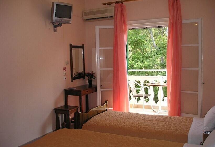 标准工作室, River Studios & Apartments