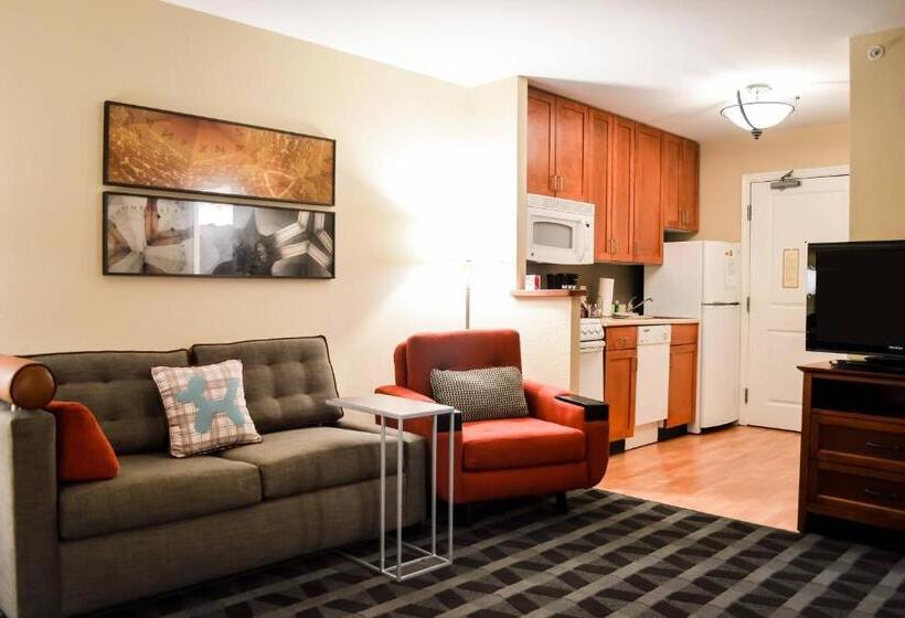 סוויטה, Towneplace Suites Stafford