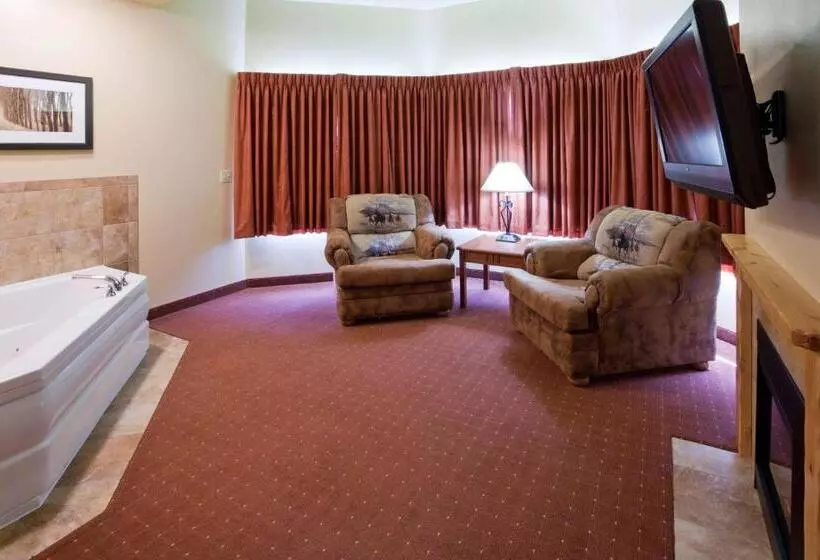 Deluxe Suite King Bed, Americinn By Wyndham Fargo Medical Center