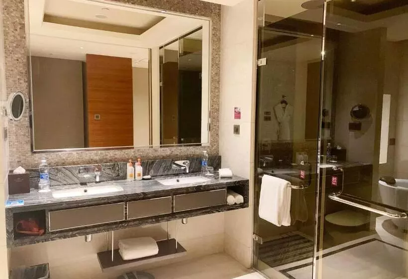 Premium-huone, Crowne Plaza Tianjin Jinnan, An Ihg