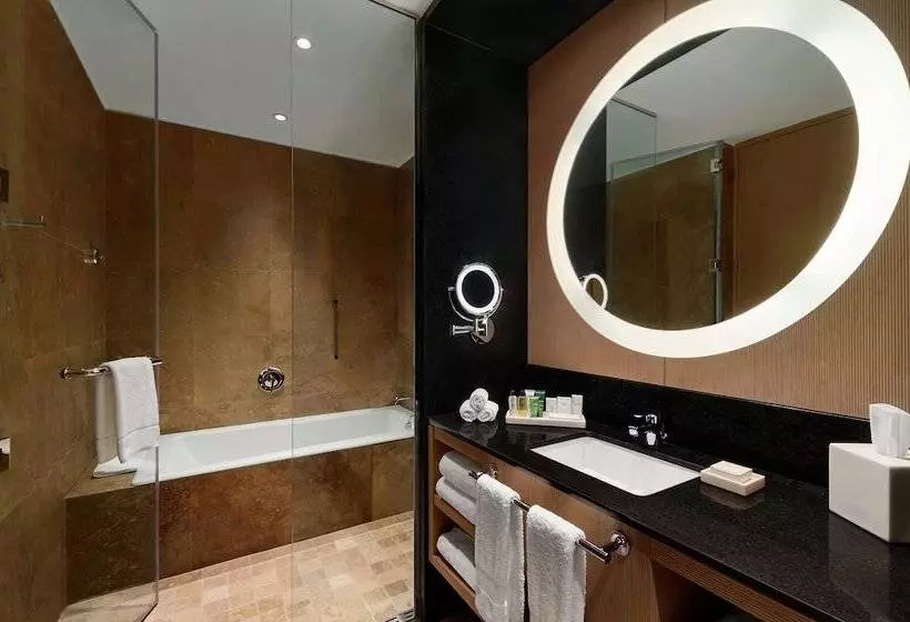 سوییت جونیور, Hilton Lima Miraflores