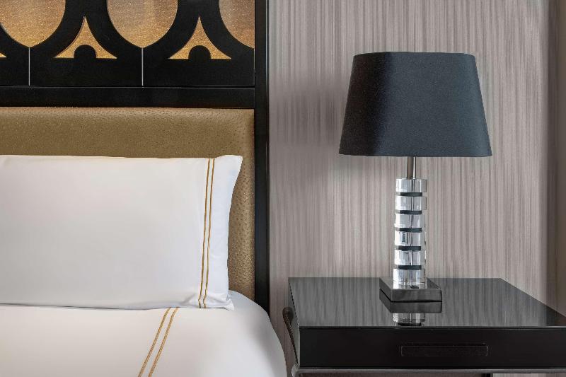 اتاق اجرایی با تخت بزرگ, Hilton Lima Miraflores