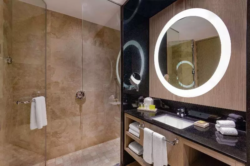 اتاق لوکس با تخت بزرگ, Hilton Lima Miraflores