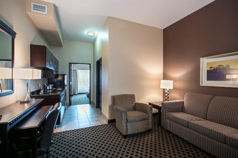 Люкс Кровать Кинг, Holiday Inn Express & Suites - Green Bay East, An Ihg