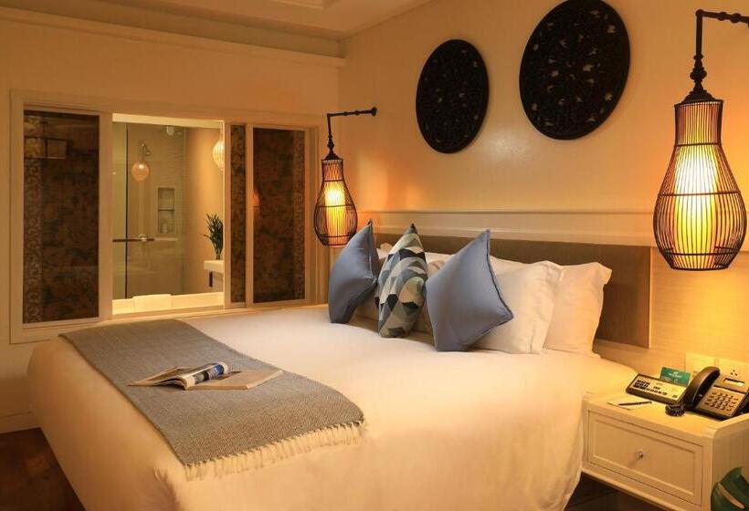 Номер Deluxe, Natai Beach Resort