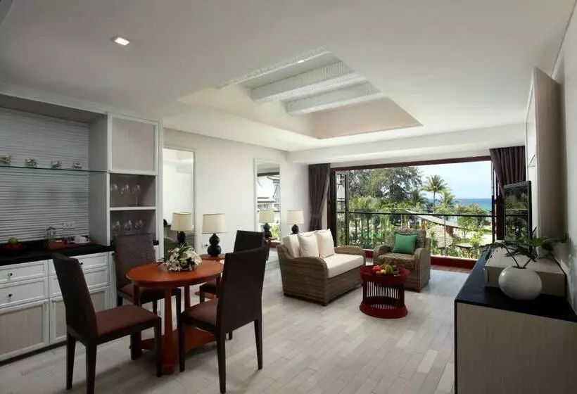 デラックススイート, Natai Beach Resort