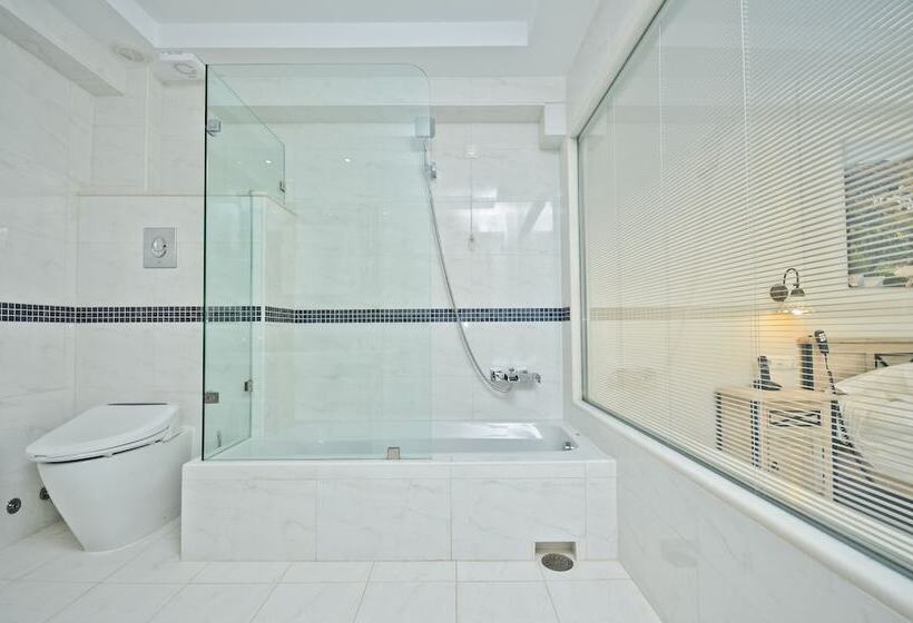 标准间, Naxos Island