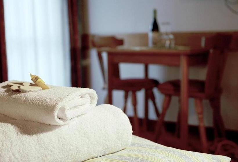 ファミリールーム, Pension Traube