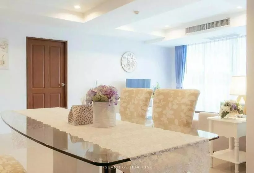 سوییت جونیور لوکس, Searidge Hua Hin Resort & Poolvilla