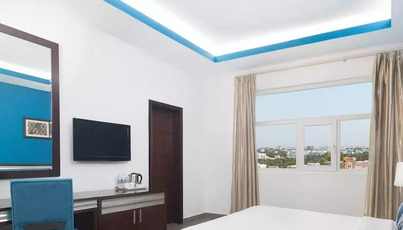 اتاق استاندارد با چشم‌انداز شهر, Al Hail Waves Hotel Managed By Centara