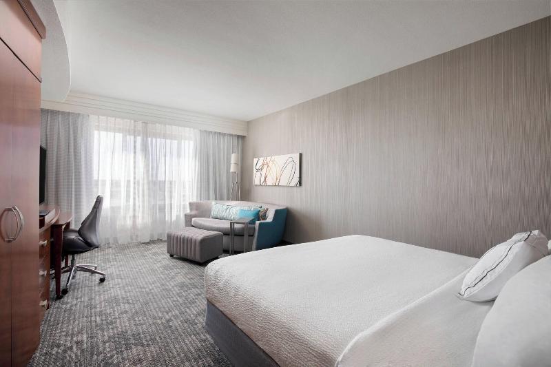 غرفة قياسية سرير كينج, Courtyard By Marriott Dallas Allen At Allen Event Center