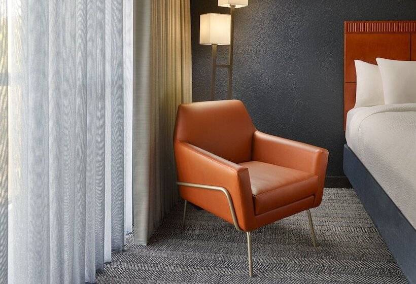 חדר סטנדרט שתי מיטות זוגיות, Courtyard By Marriott Nashville Brentwood