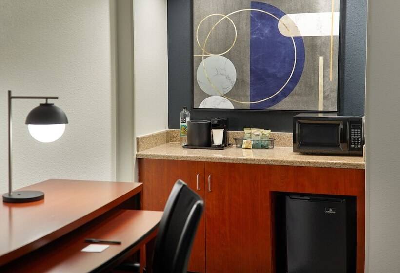 סוויטה, Courtyard By Marriott Nashville Brentwood