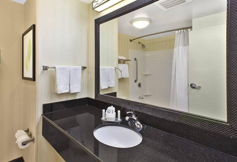 جناح, Fairfield Inn & Suites By Marriott Lexington North