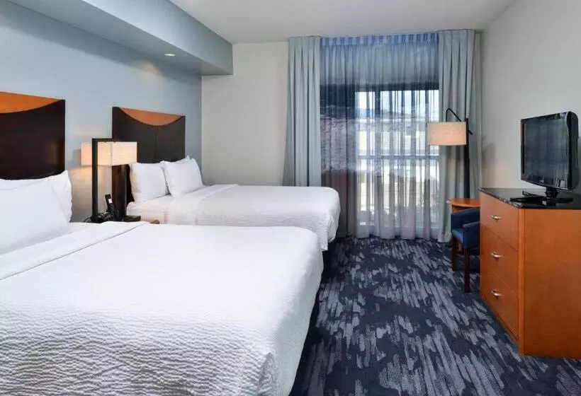 スイート, Fairfield Inn & Suites Santa Cruz Capitola