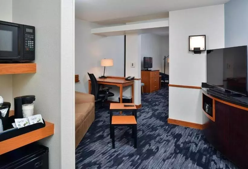 スイート, Fairfield Inn & Suites Santa Cruz Capitola