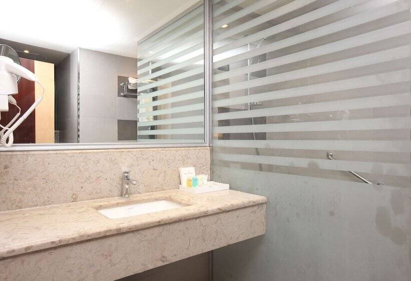 行政套房, Golden Tulip Hail