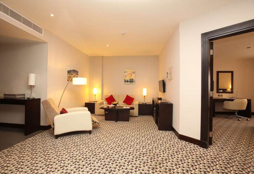 Президентский Люкс, Golden Tulip Hail