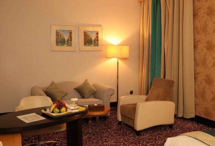 Номер Executive, Golden Tulip Hail