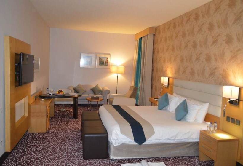 行政房间, Golden Tulip Hail