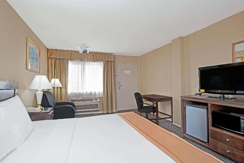 Президентский Люкс, Golden Tulip Hail