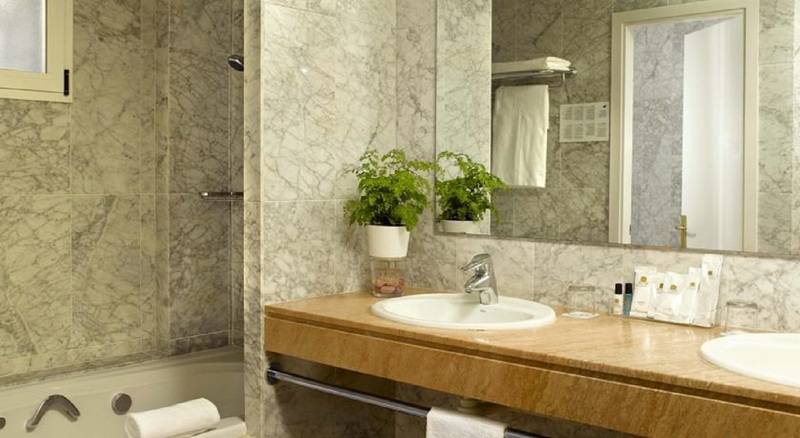 수피리어 룸, Grand Inna Daira Palembang