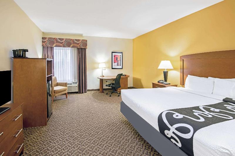 Номер Deluxe Кровать Кинг, La Quinta By Wyndham Lawton / Fort Sill