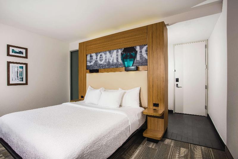 غرفة قياسية سرير كينج, La Quinta By Wyndham Winchester