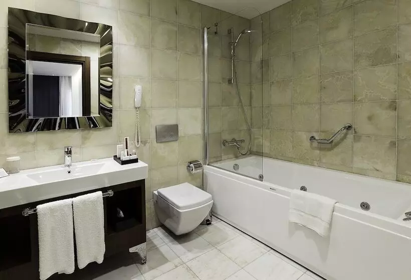 シティビュースイート, Ramada Plaza By Wyndham Istanbul Atakoy