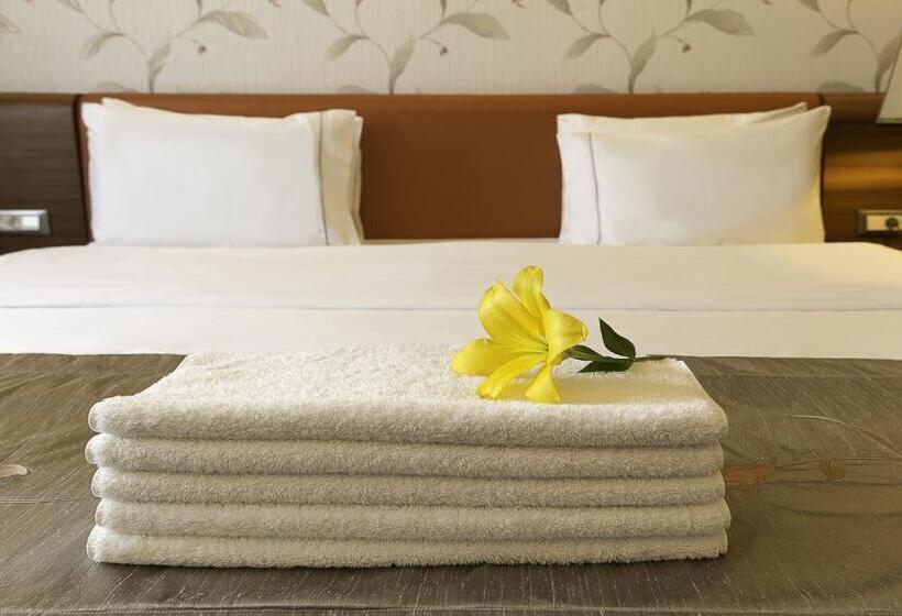 Cameră economică cu vedere la mare, Ramada Plaza By Wyndham Istanbul Atakoy