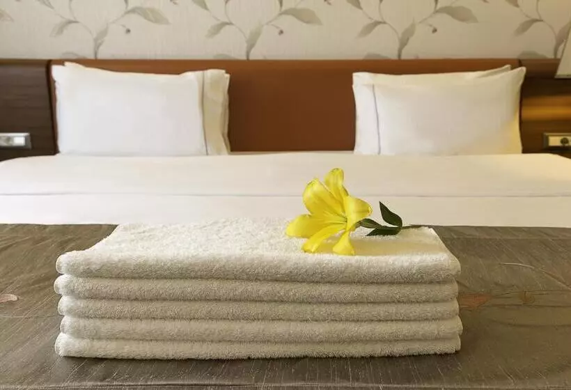 シティビュースイート, Ramada Plaza By Wyndham Istanbul Atakoy