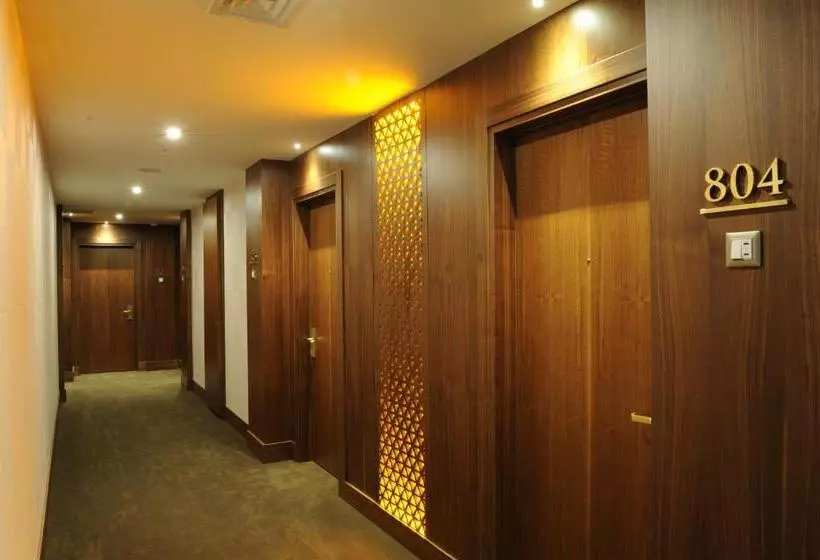 シティビュースイート, Ramada Plaza By Wyndham Istanbul Atakoy