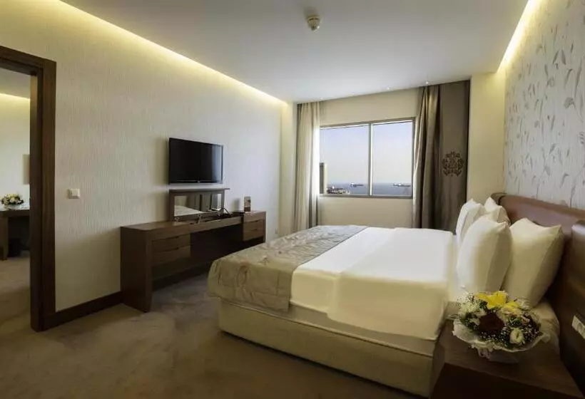 シティビュースイート, Ramada Plaza By Wyndham Istanbul Atakoy