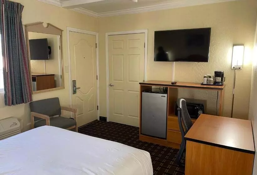 スタンダードルーム, Riverside Inn & Suites Santa Cruz