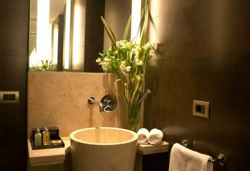 سوییت پرستیژ, Sofitel Montevideo Casino Carrasco & Spa