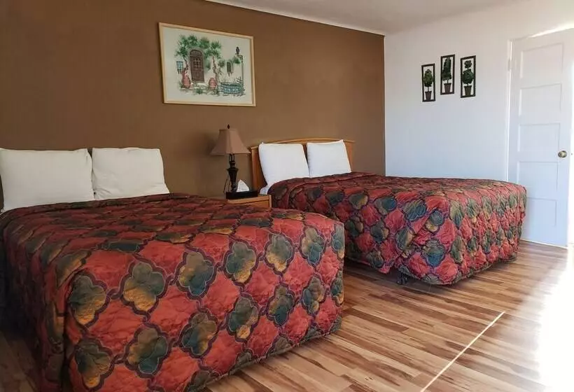 ２ダブルベッドのスタンダードルーム, Deluxe Inn