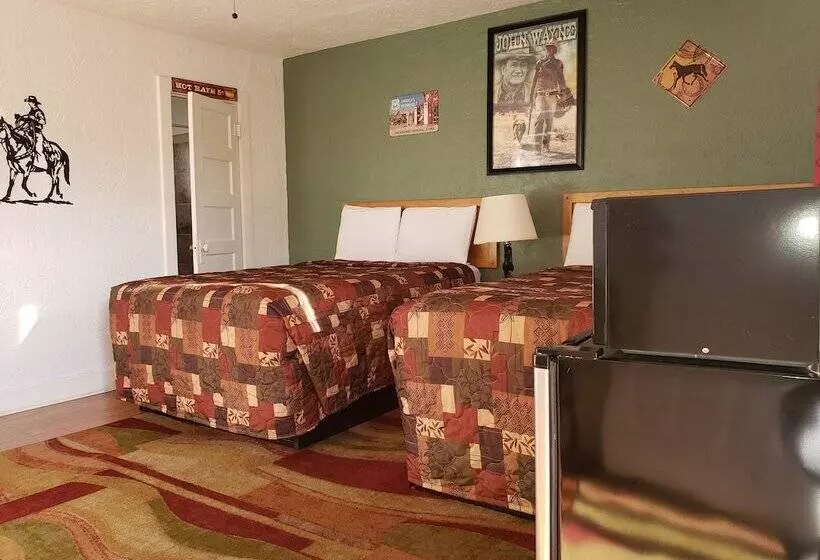 ２ダブルベッドのスタンダードルーム, Deluxe Inn