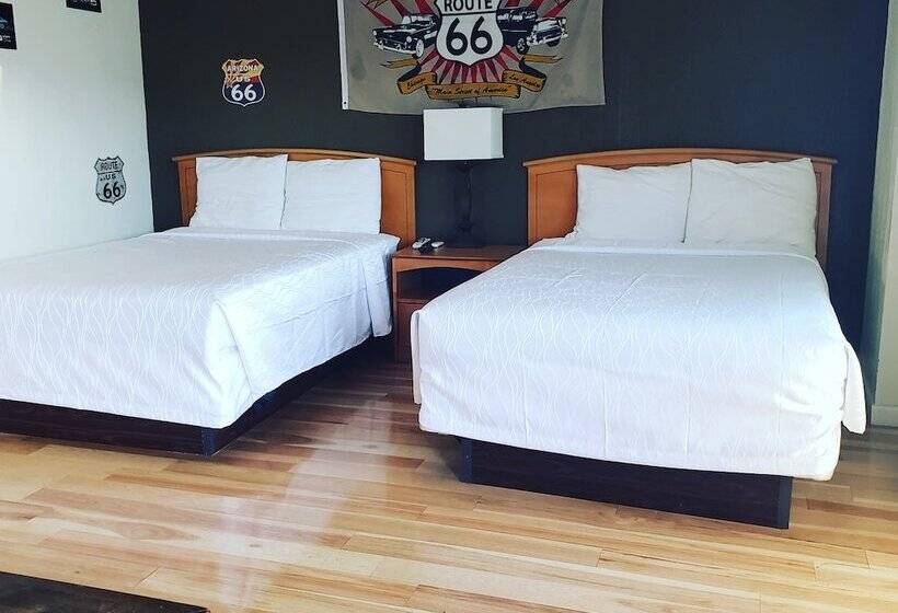 חדר סטנדרט שתי מיטות זוגיות, Deluxe Inn