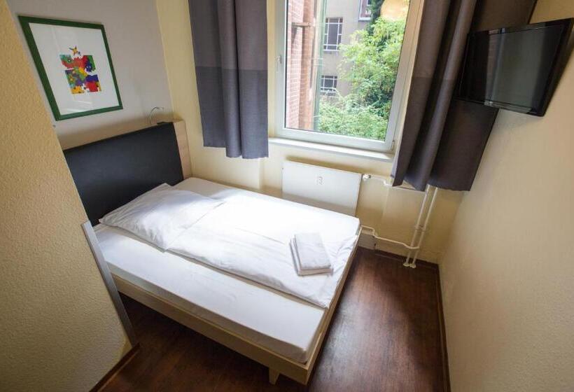 اتاق استاندارد یک نفره, Acama Hotel & Hostel Kreuzberg