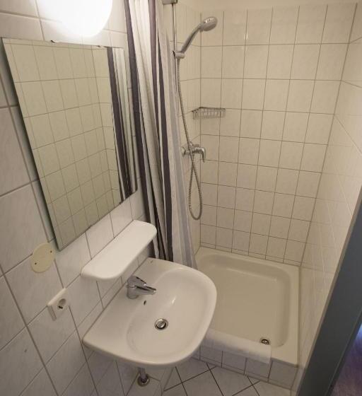 اتاق استاندارد, Acama Hotel & Hostel Kreuzberg