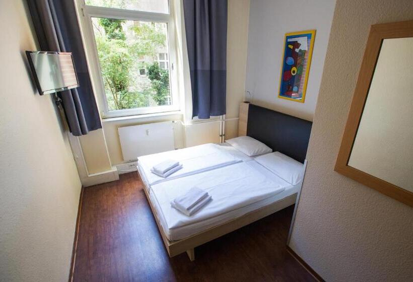 اتاق استاندارد, Acama Hotel & Hostel Kreuzberg