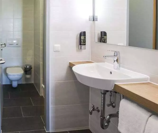 Standardzimmer, Acama Hotel & Hostel Kreuzberg