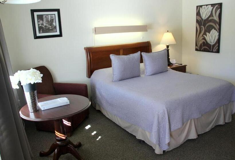 Номер Стандарт, All Seasons Inn