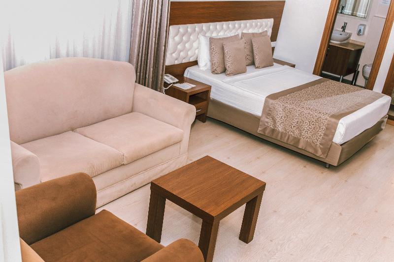 سوئیت با تخت بزرگ, Country Inn & Suites By Radisson, State College Penn State Area , Pa