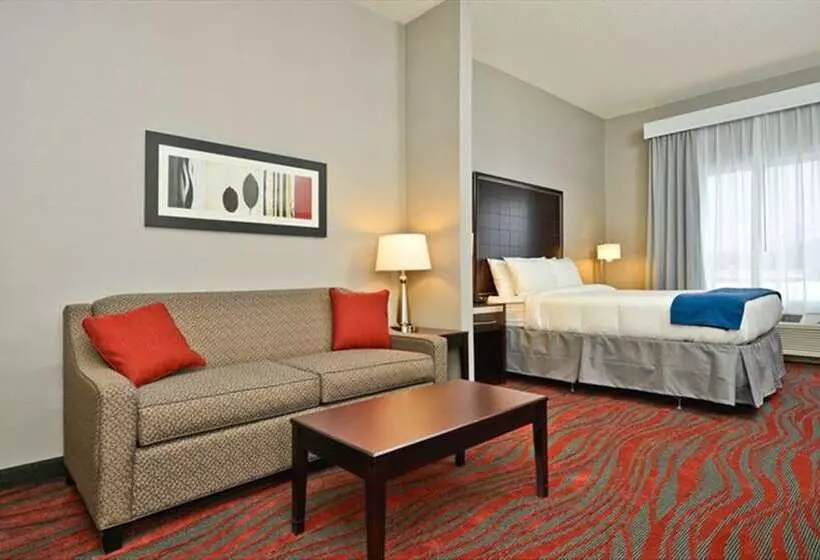 سوییت, Holiday Inn Express & Suites Utica, An Ihg