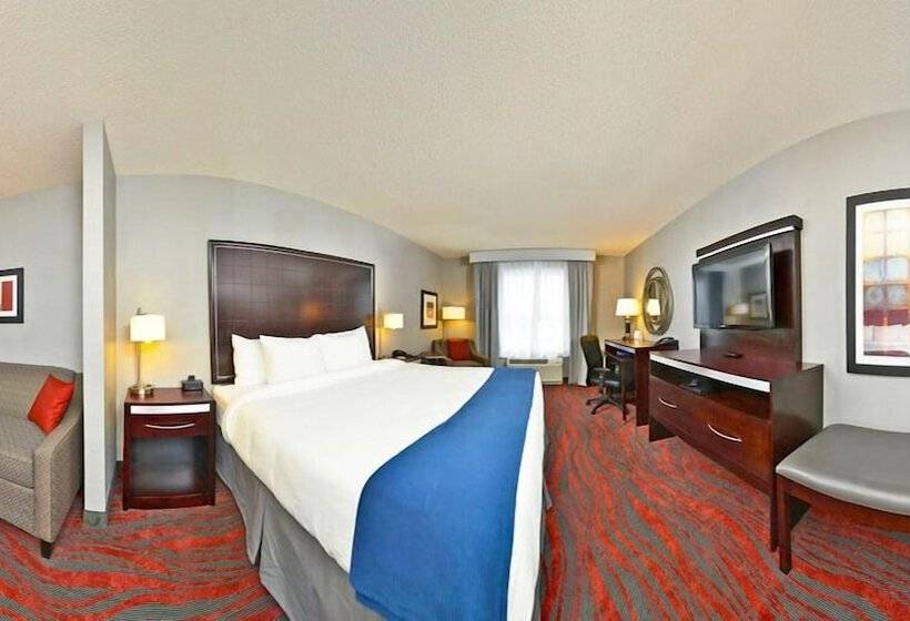 Люкс, Holiday Inn Express & Suites Utica, An Ihg
