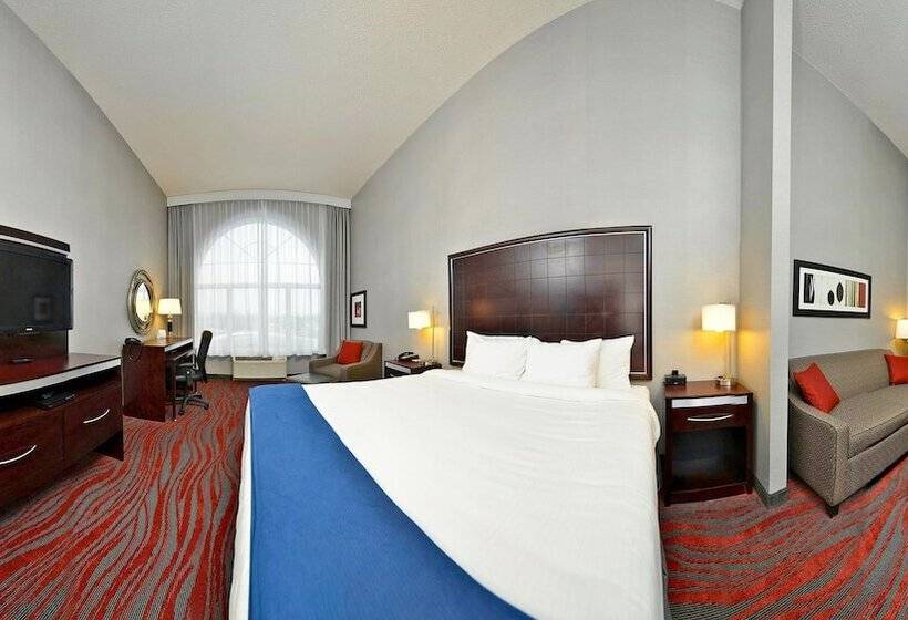 جناح, Holiday Inn Express & Suites Utica, An Ihg